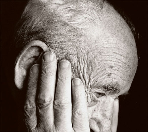 che cos'è il morbo di Alzheimer, 6 sintomi da non sottovalutare per diagnosticare il morbo di Alzheimer